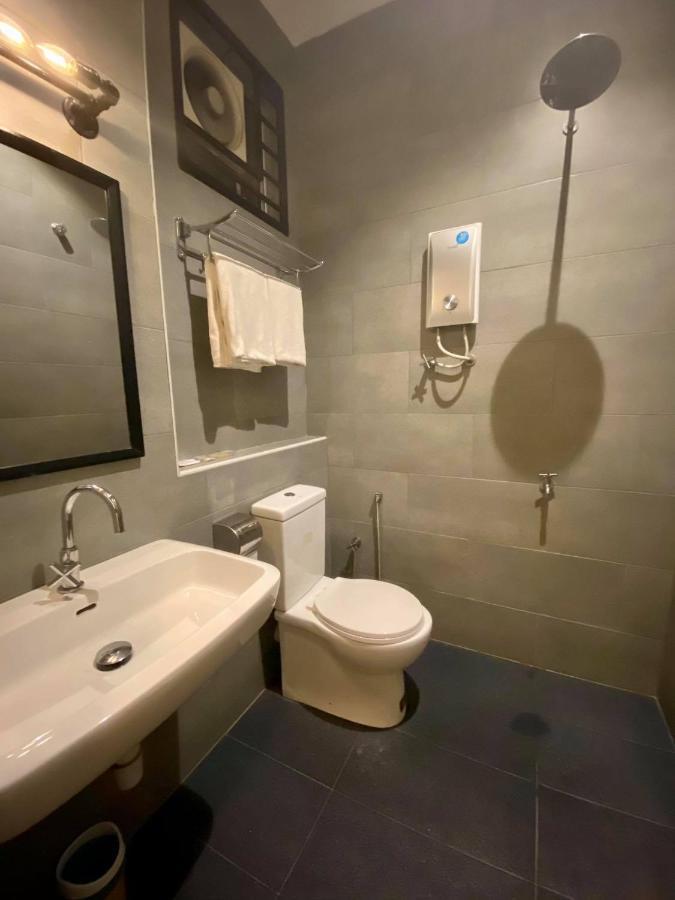 Wan Loong Hotel Pontian Kecil Eksteriør bilde